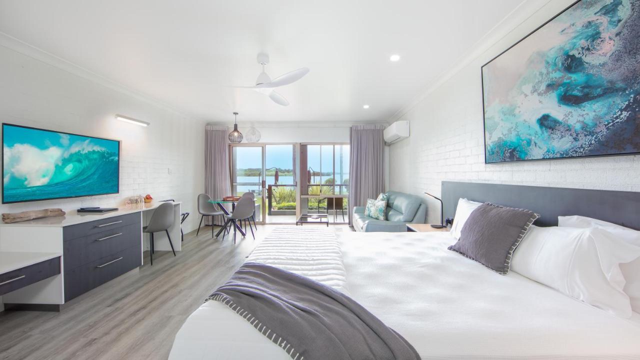 Moby Dick Waterfront Resort Motel Yamba Eksteriør billede